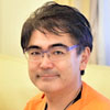 院長 : 花田 真也