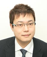 インプラント担当医:筒井 隆史