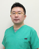 院長 : 福西 雅史