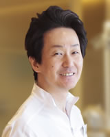 院長 : 武知 幸久