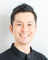 副院長 : 高津 充雄