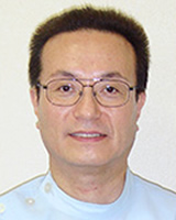 院長 : 覚本 嘉美