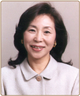 院長 : 矢端 幸子
