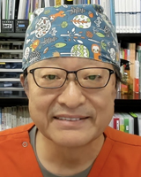 院長 : 熊坂 覚