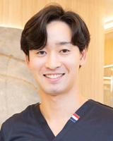 院長 : 中村 直人