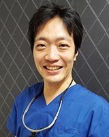 院長 : 佐藤 啓