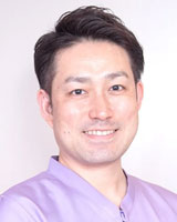 歯科医師(矯正治療担当) : 三嶋 一平