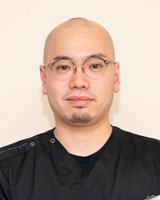院長 : 川又 崇彦