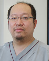 院長:君 賢司