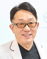 理事長 : 尾崎 隆