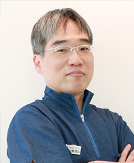院長 : 辻野 哲弘