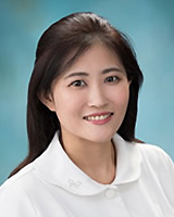歯科医師 : 西村 藍
