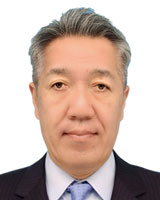 院長 : 稲田 信吾
