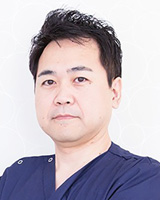 院長 : 院長 : 岡本 新吾