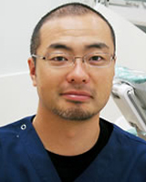 院長 : 石崎 達司