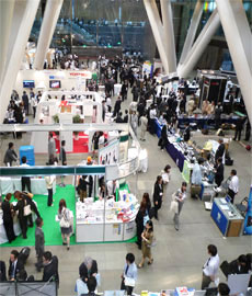 各企業の展示ブース