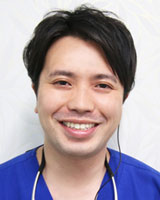 院長 : 高野 隼一