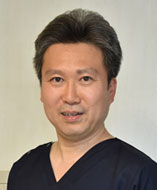 院長 : 佐藤 宏憲 (さとう ひろのり)