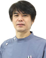 院長 : 岡本 光司