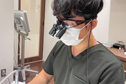 抜歯した日にインプラントの埋入も可能