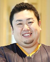 歯科医師:濱口 義隆