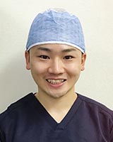 勤務医 : 阪本 勝也