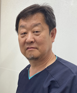 院長 : 長谷川 勝