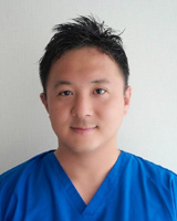 副院長 : 岡村 貞之介