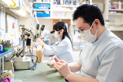 歯科技工室を併設