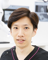 院長 : 織田 英毅