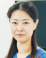 歯科医師(矯正治療担当) : 船越 麻理