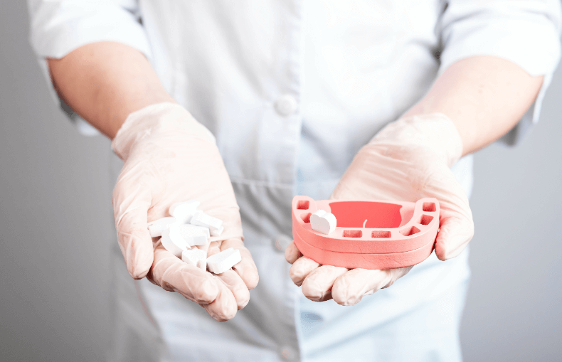 大人の歯は何本ありますか?