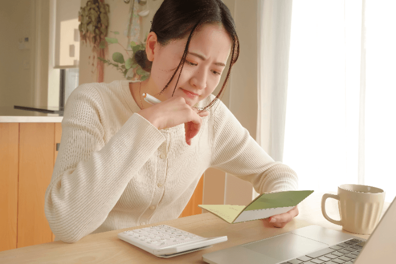 インプラント治療に使えるデンタルローンは金利が安い？無利子のものはある？