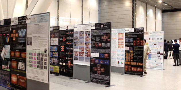 ポスター展示