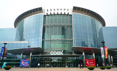 会場となった「COEX」外観